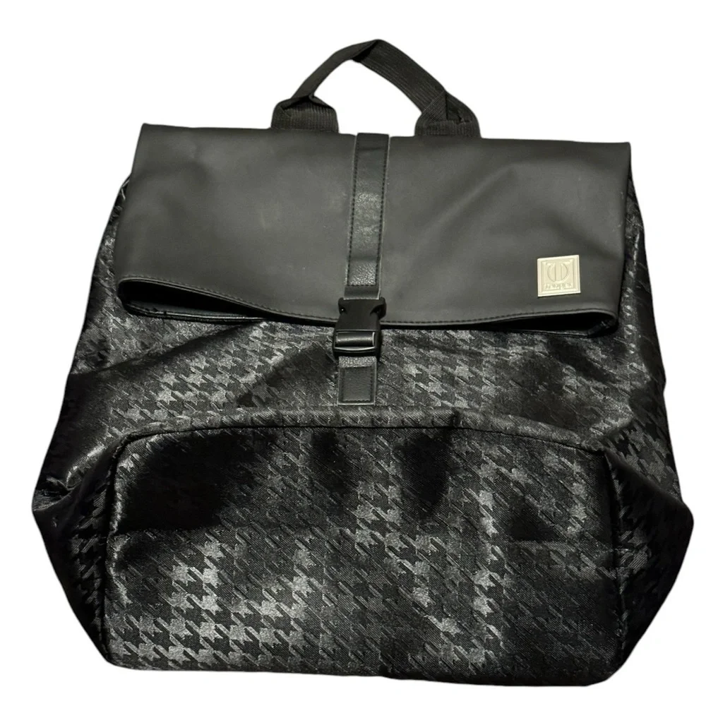 Tanger Black Houndstooth Collapsible Roomy Backpack Adjustable Straps